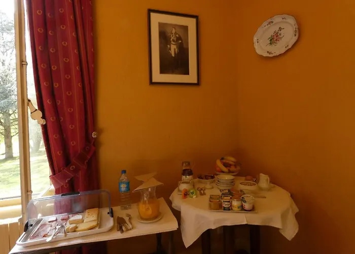 四大洲酒店 - 勒芒 3* 圣萨蒂南